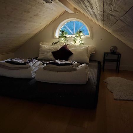 Villa I Norrtaelje Eksteriør billede