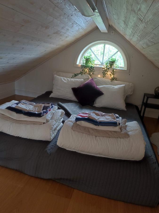 Villa I Norrtaelje Eksteriør billede