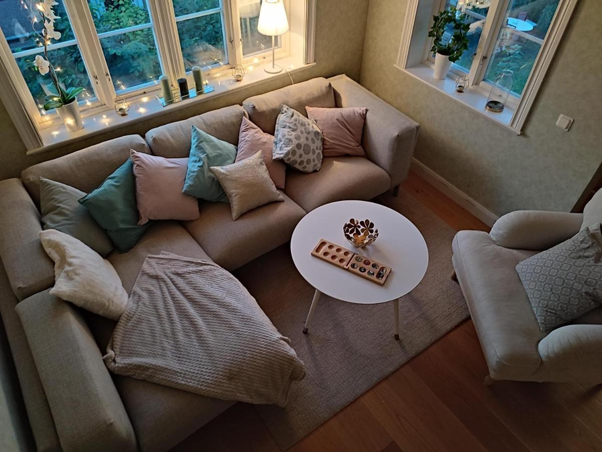 Villa I Norrtaelje Eksteriør billede